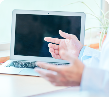 歯科医師2名常勤